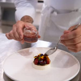 De Nigris IGP-certified balsamic offers trusted flavor in recipes.