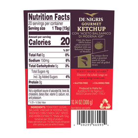 Den Nigris Excellence Ketchup beside crispy fries, perfect for dipping.