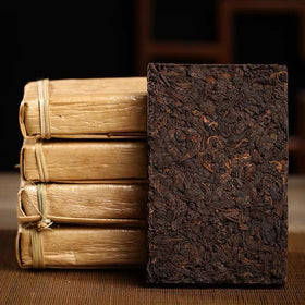 Dian Mai Hao post-fermentation process highlights natural aging.