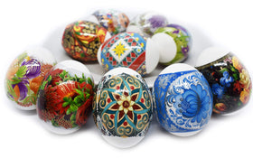 Diximus spring-pattern sleeves ready for Easter decorating