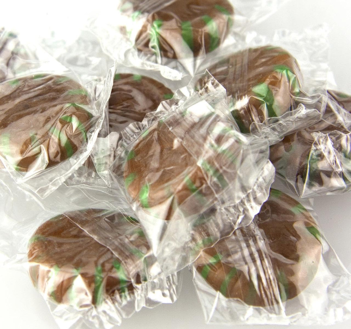 DM Sweets Chocolate Starlight Mints in a wedding candy bowl for guests