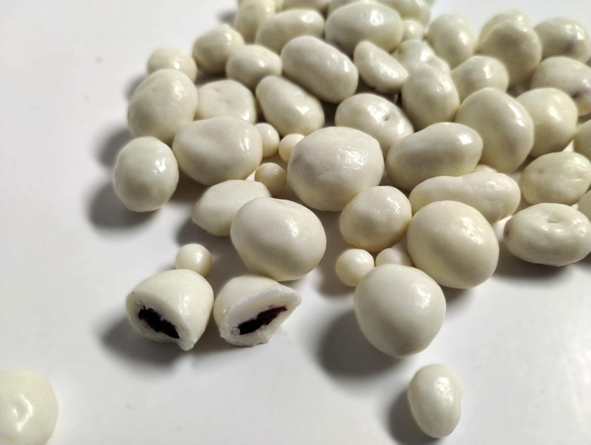 DM Sweets Yogurt Coated Cranberries resealable bag keeps freshness after opening