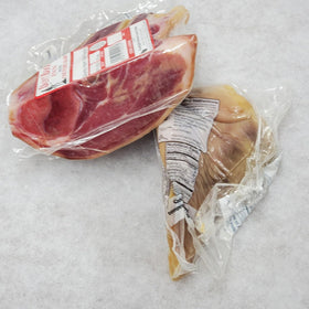 Dogwood Boutique DB Dan'l Boone ham hocks in pot infuse rich, savory flavor.