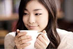 Dongsuh Maxim White Gold coffee mix sachet ideal for on-the-go energy.