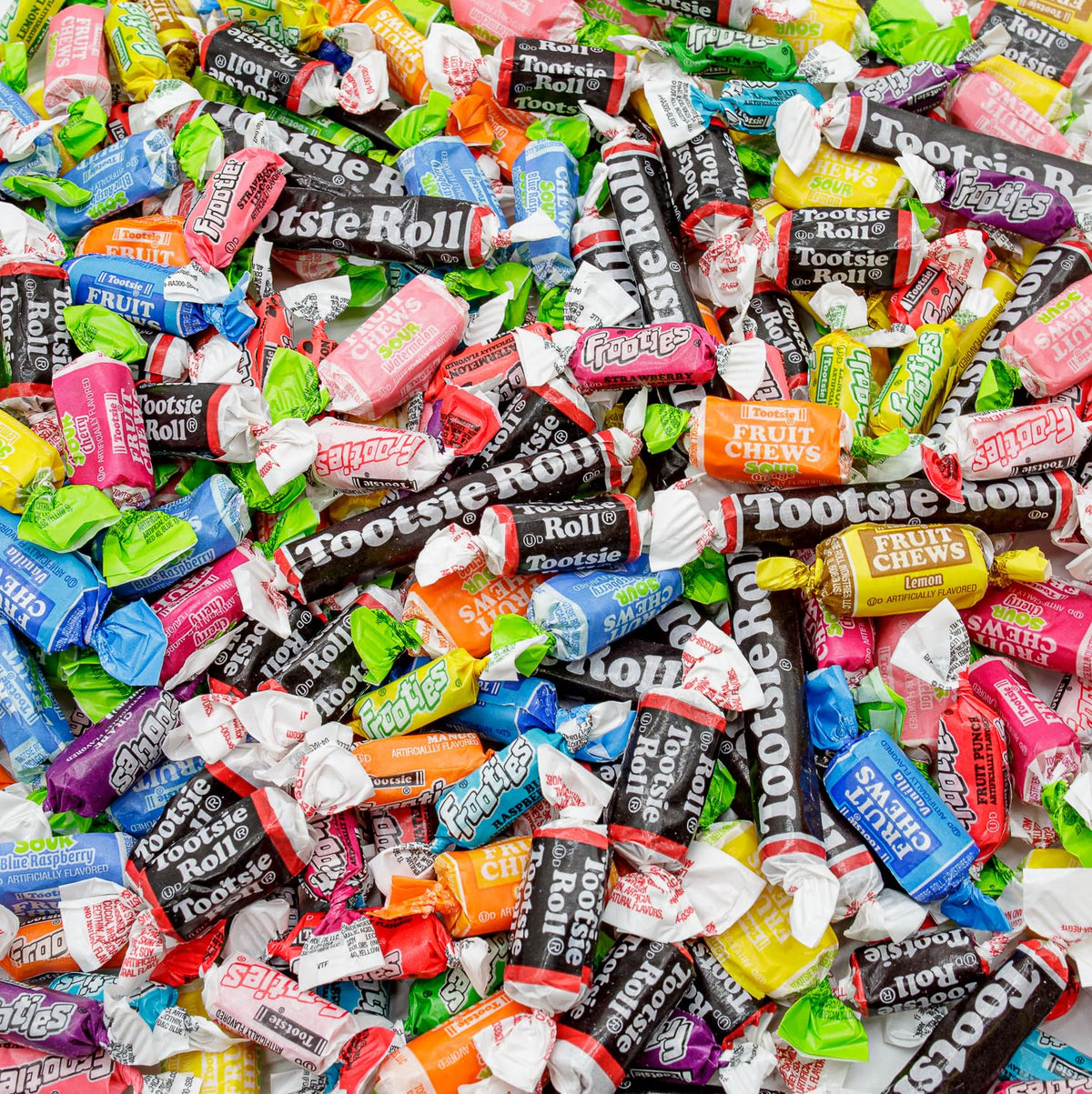 Donty-Tonty chewy candy collection in bulk pack with assorted flavors, ideal for sharing.