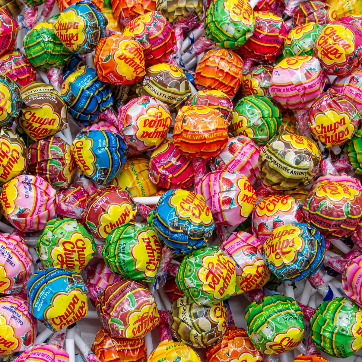 Donty-Tonty Chupa Chups assorted 4 lb showcase eight flavors for sharing.