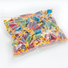 Donty-Tonty transparent bag protects candy from moisture while keeping visibility.