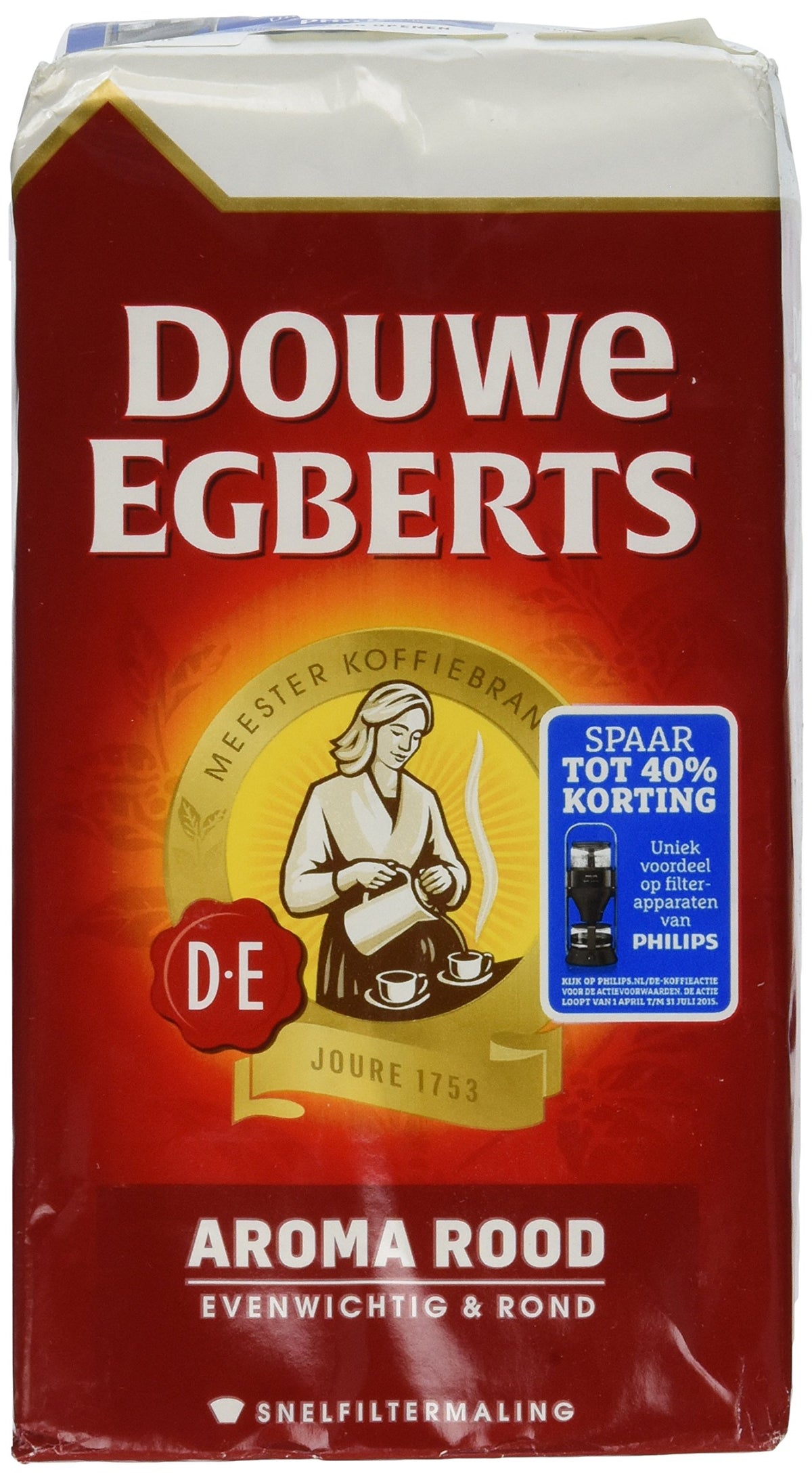 Douwe Egberts Aroma Rood ground coffee vacuum pack for fragrant, balanced brews.