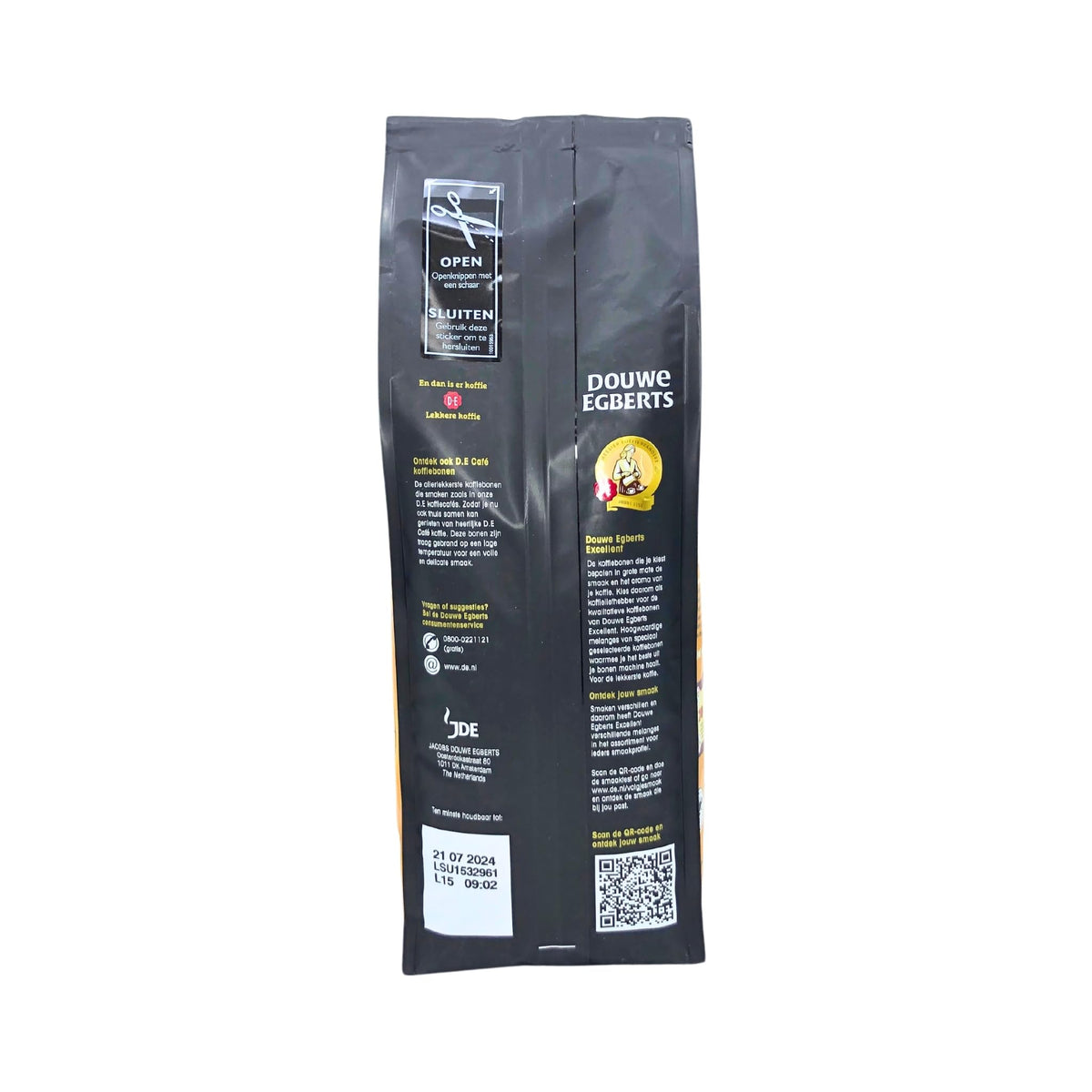 Douwe Egberts Excellent Aroma coffee beans close-up for rich aroma and consistent grind