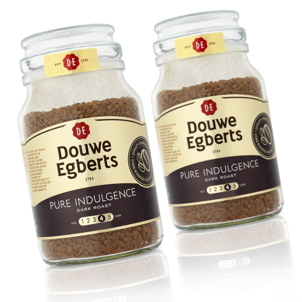 Lifestyle scene featuring Douwe Egberts Pure Indulgence for daily indulgence moments