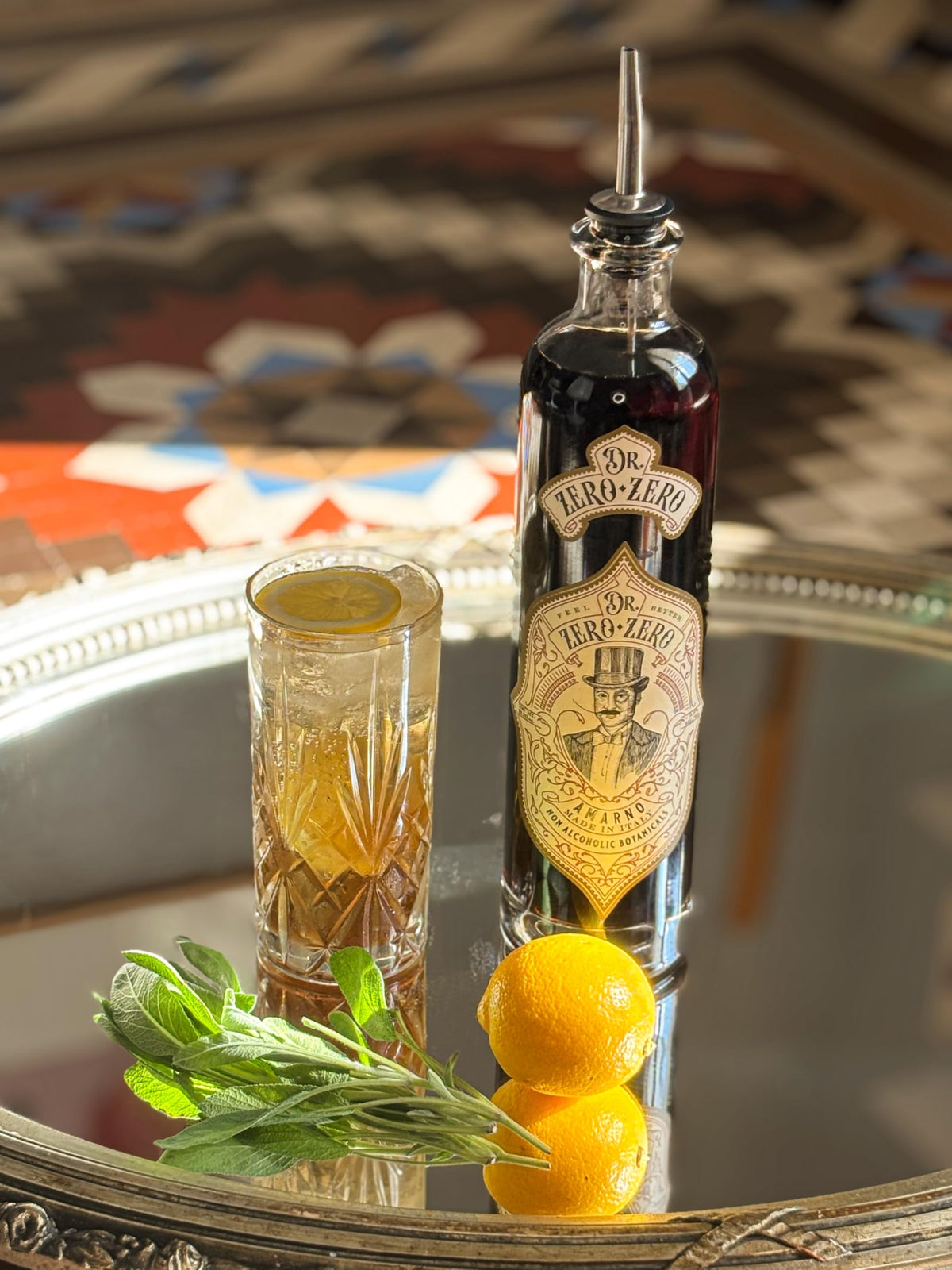 Dr Zero Zero AmarNo bottle back view highlighting Italian craftsmanship and ingredients.