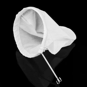 Included tea filter streamlines brewing for consistent Thai tea.