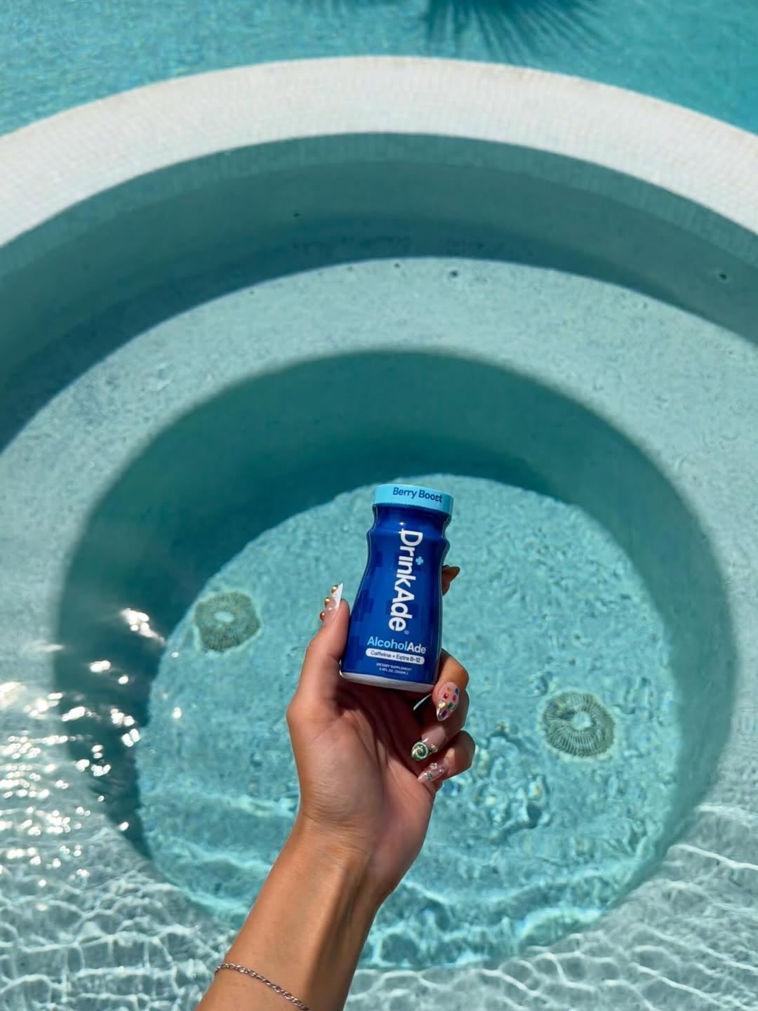 Sugar-free DrinkAde Boost label highlighting 5 calories.