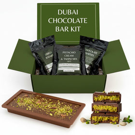 Dubai Chocolate Bar Kit Master pistachio-cream: creamy premium filling for gourmet at-home bars.
