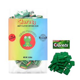 Dulces Tortugita Clorets mint gum front view, portable mint freshness for quick breath refresh.