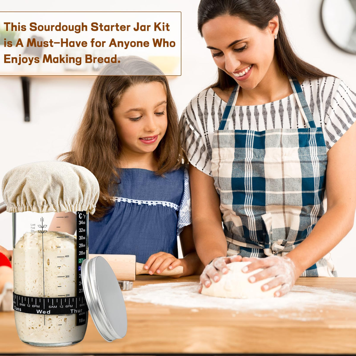 DWTS Danweitesi silicone spatula used for gentle dough mixing