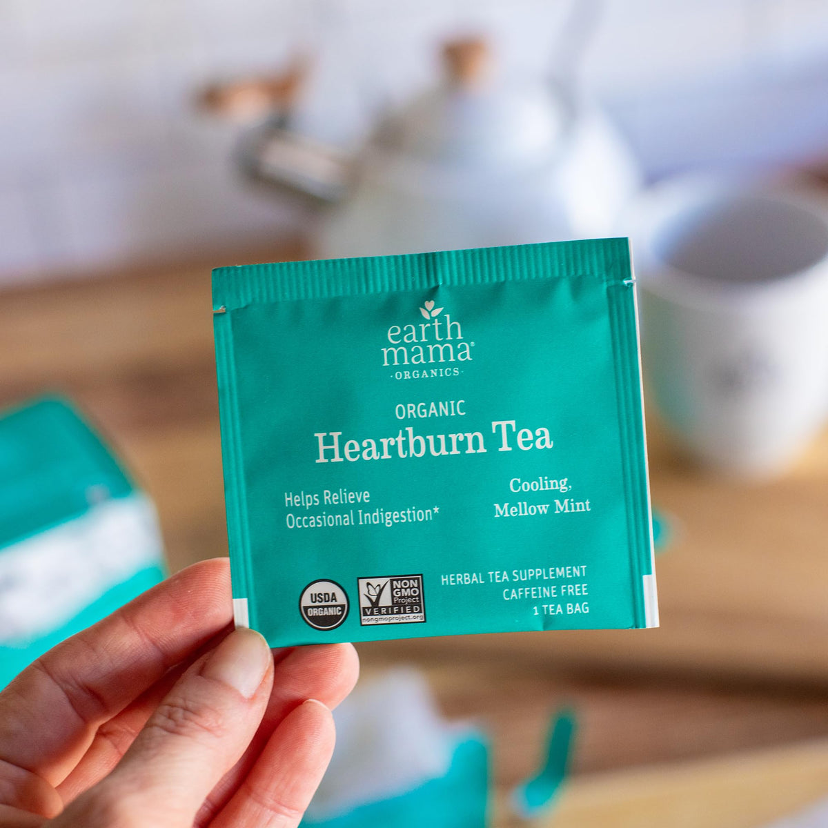 Earth Mama Heartburn Tea two-pack box display.