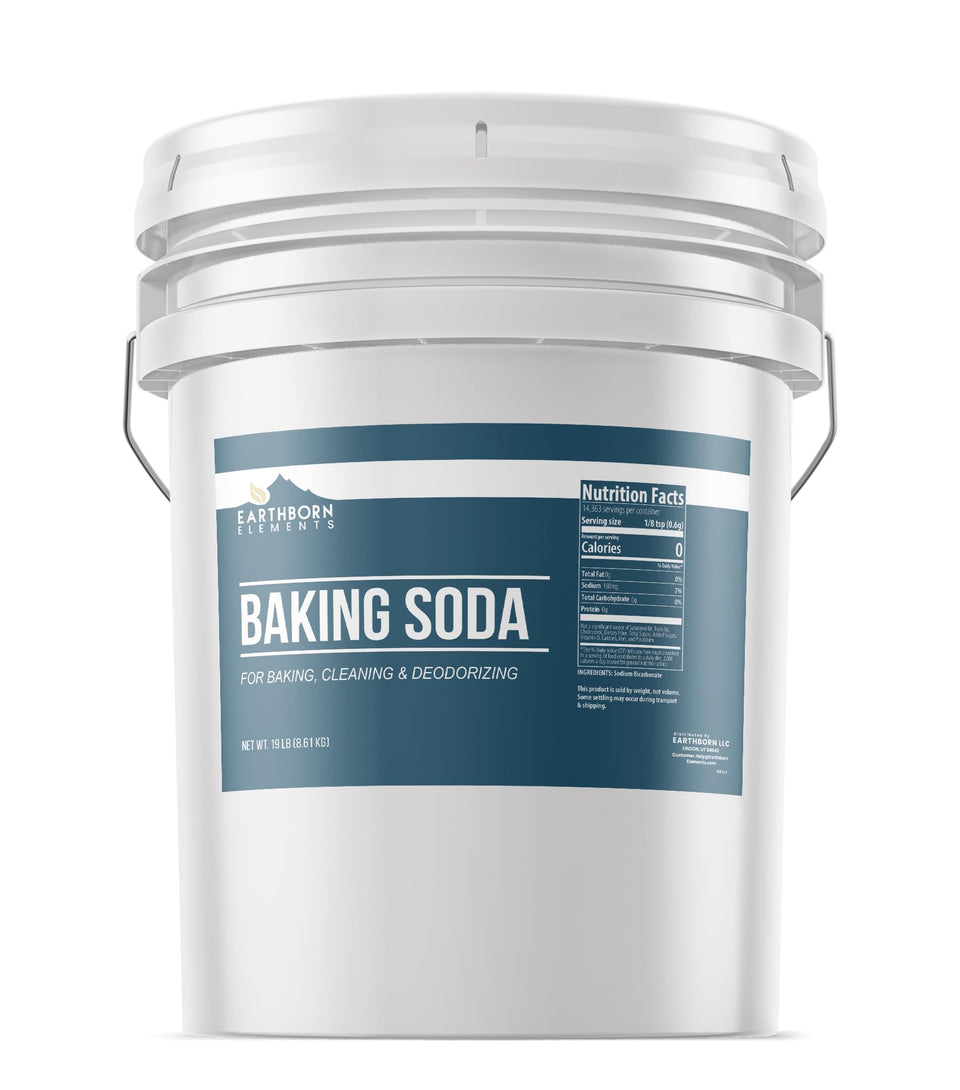 Earthborn Elements Baking Soda bucket close-up with resealable lid for easy storage