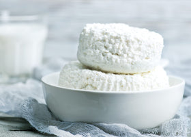 Earthborn Elements calcium chloride cheesemaking curd texture close-up highlighting firmer curds