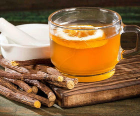 EarthWise licorice root with organic label visible, ideal for caffeine-free tea blends.