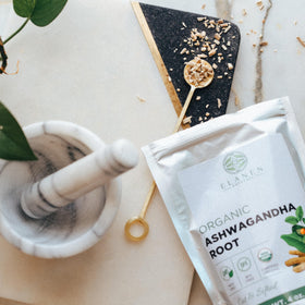Elanen Naturals lab-analyzed ashwagandha root ensures consistent moisture and purity.