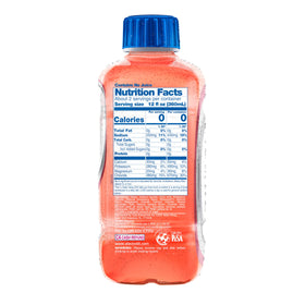 Glass of Electrolit Zero strawberry-banana showcasing color and refreshment.