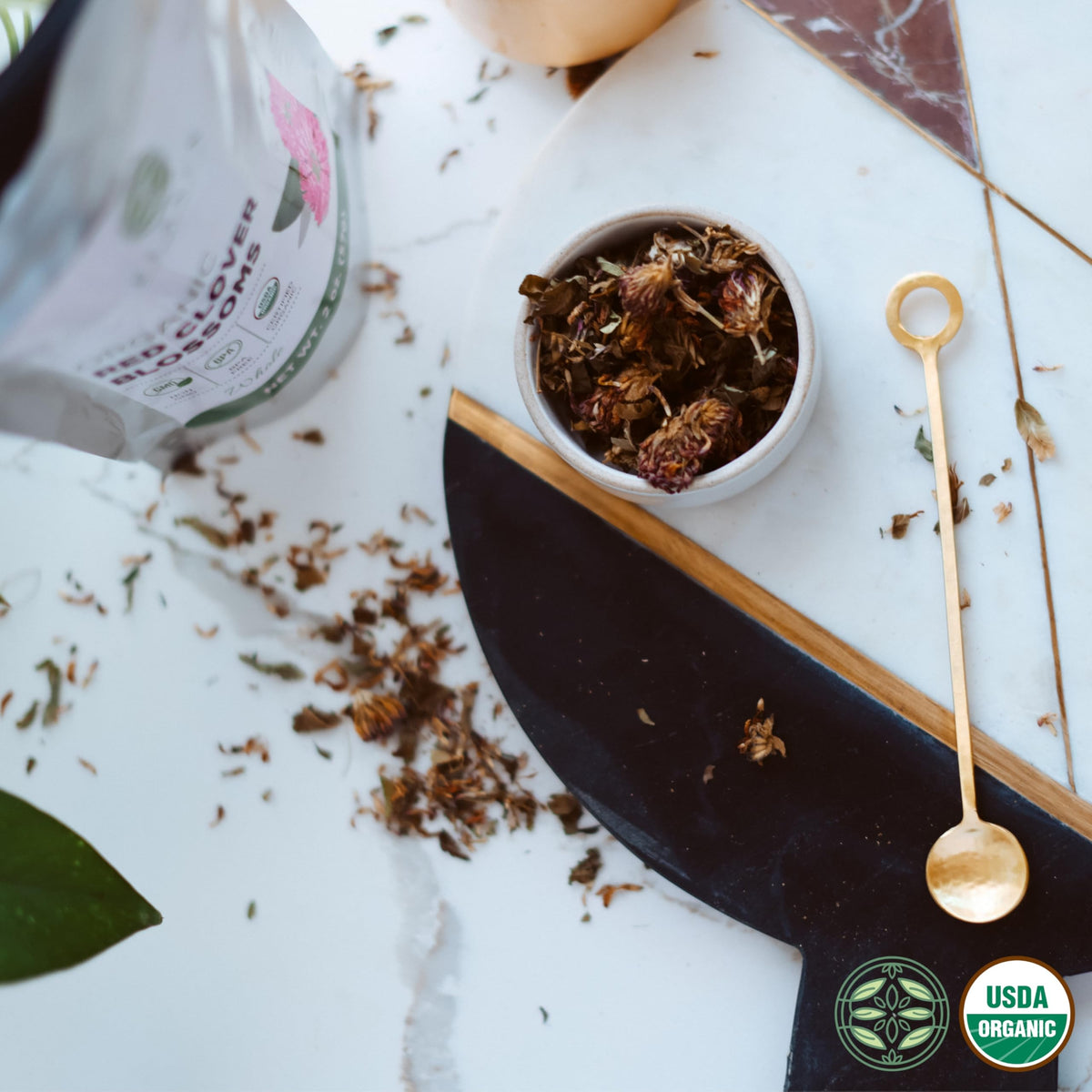Elanen Naturals pinkish-purple dried blossoms for a delicate tea