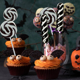 EORA candy-buffet-display-lollipops elevate dessert tables at events.