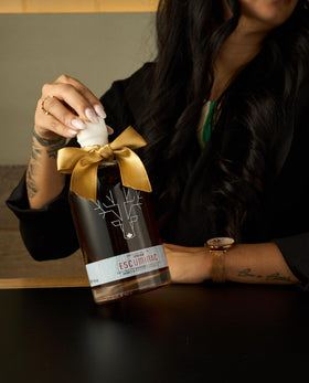 Escuminac single forest origin label close-up, highlighting organic purity.