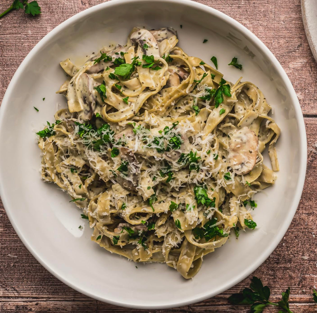 EXPLORE CUISINE Kitchen scene suggests easy, family-friendly pasta prep.