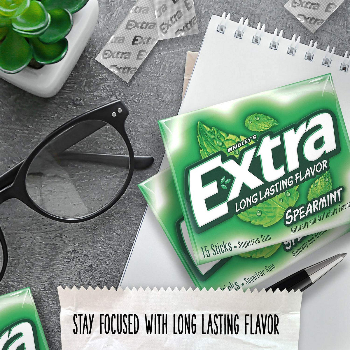 Two friends share Extra Spearmint sugar-free gum.