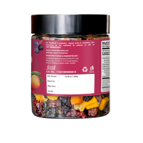 Farmley Berry Mix in a cereal bowl with toppings for a healthy snack.