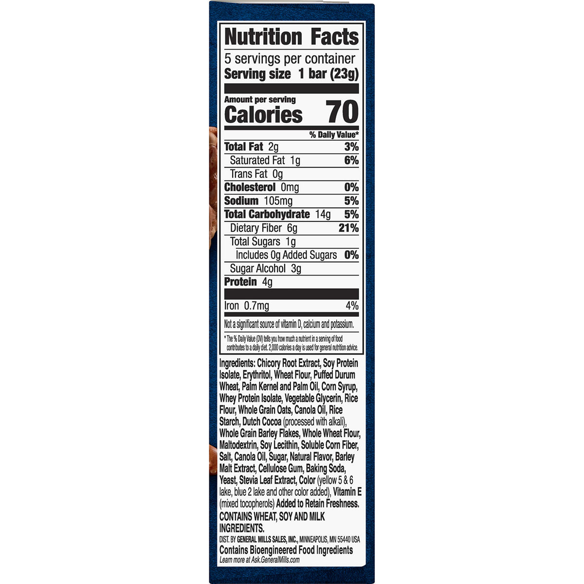 Fiber One bars packaging closeup with nutrition panel for quick diet-aware choices