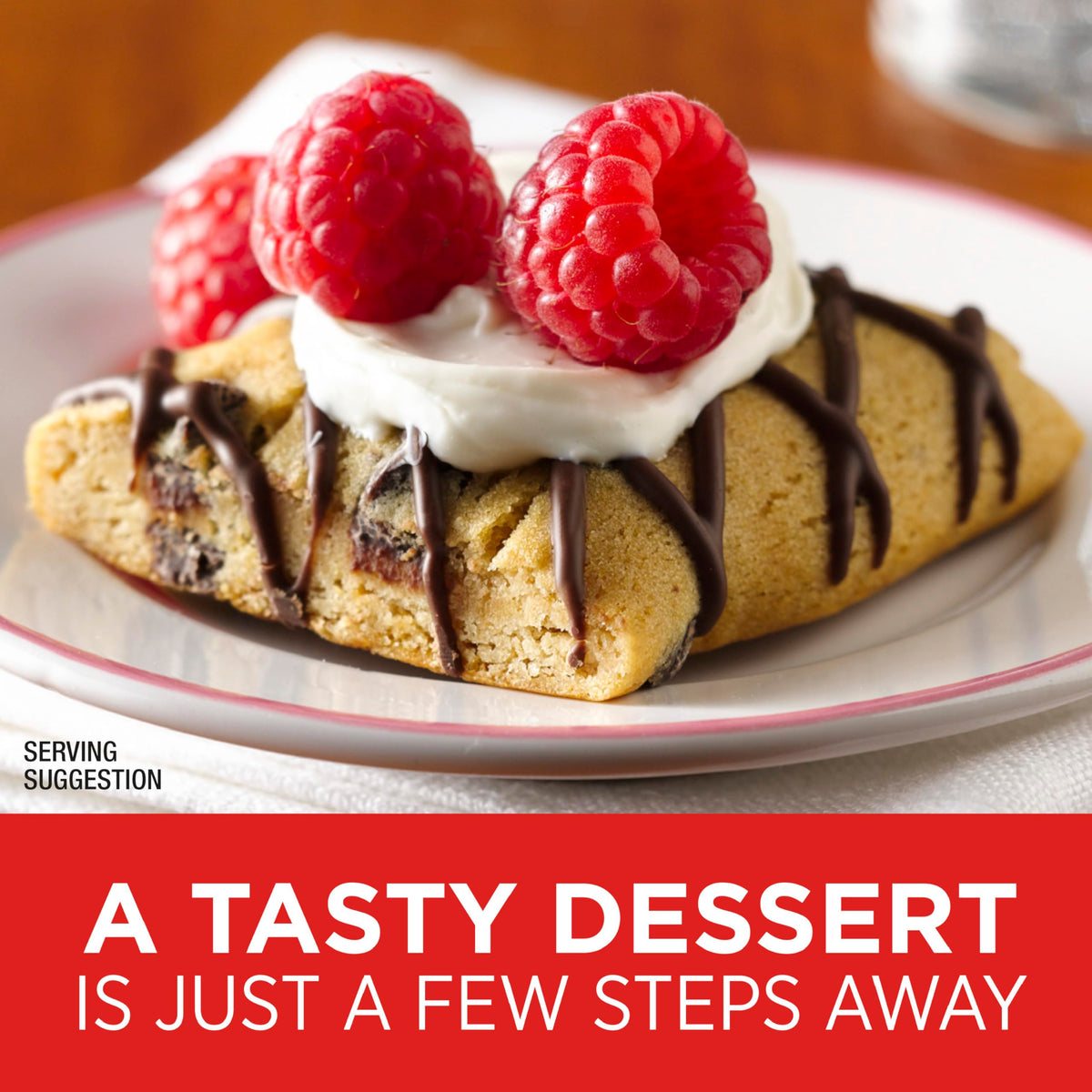 Drizzle detail on Fiber One brownie bar, a chocolatey treat for moments of indulgence.