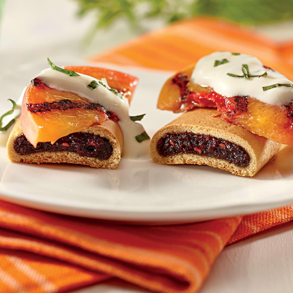 Fig Newtons dessert idea with ice cream pairing, a simple treat for dessert lovers.