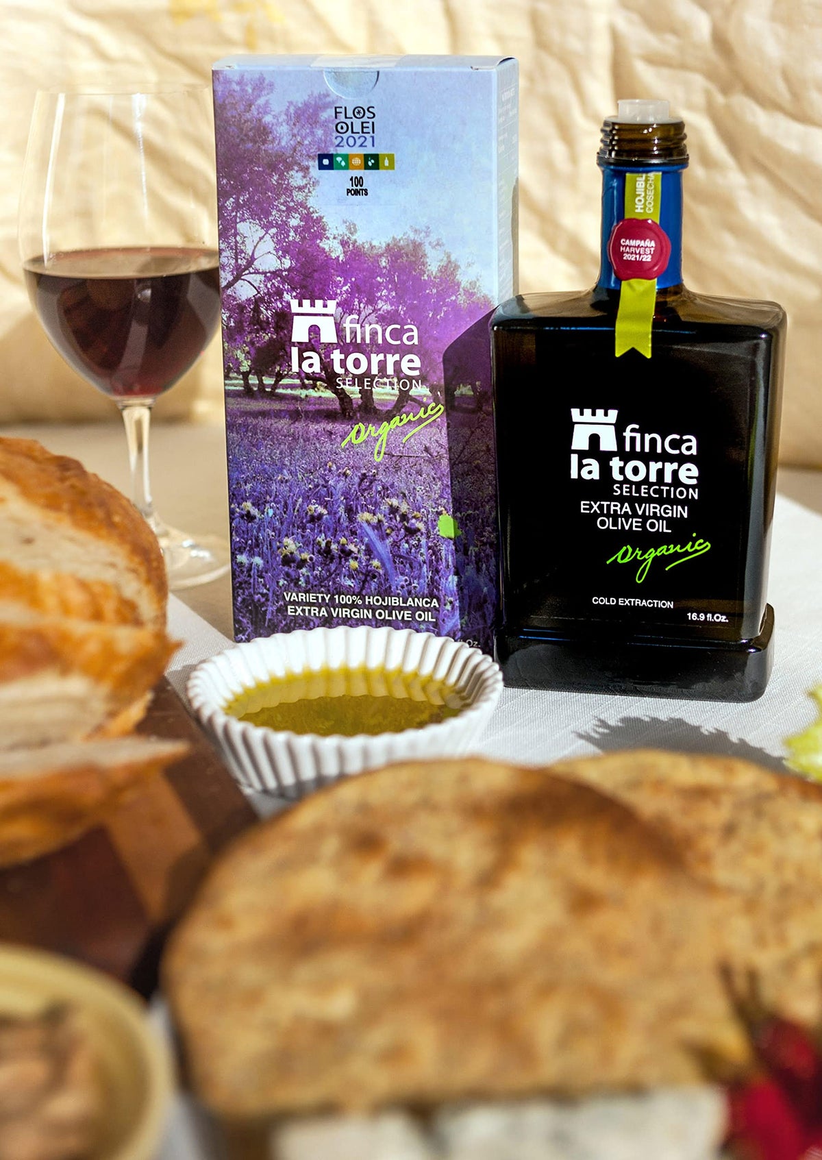 Finca La Torre gift packaging ideal for gourmet food lovers