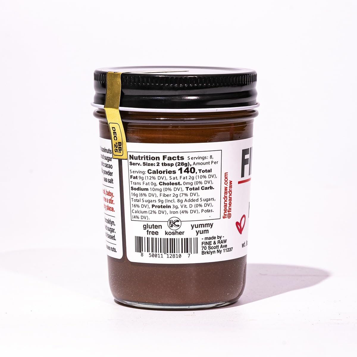 Fine & Raw organic ingredients list includes hazelnuts, cacao, and coconut sugar.