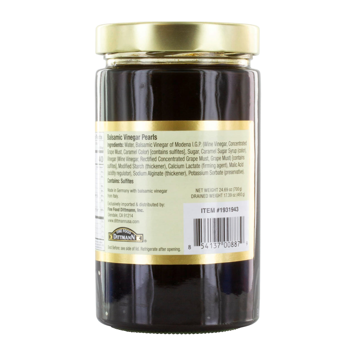 Fine Food Dittmann balsamic pearls on dessert create a delicate, tangy finish