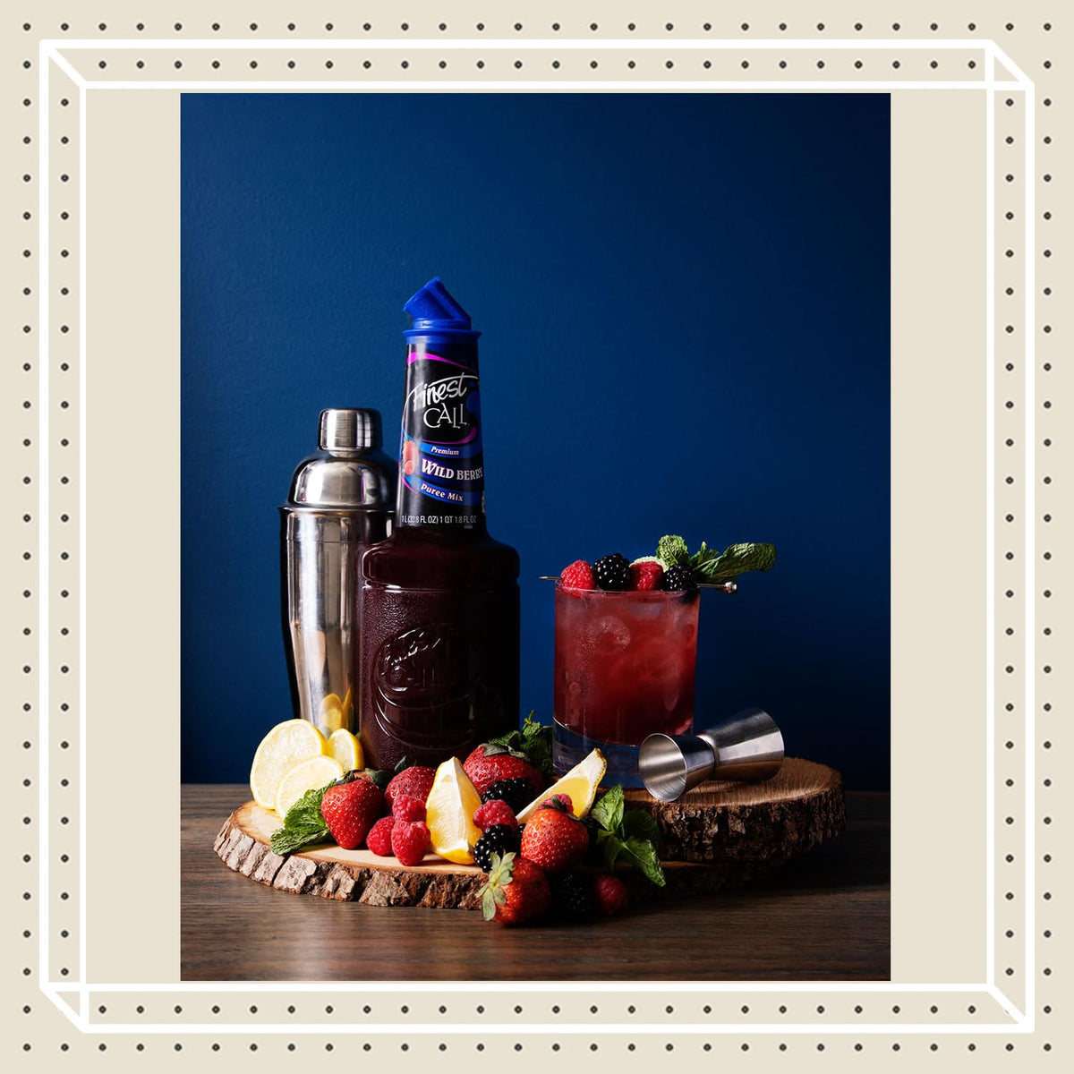Finest Call dispensing closure on the bottle enables precise, fast pours.