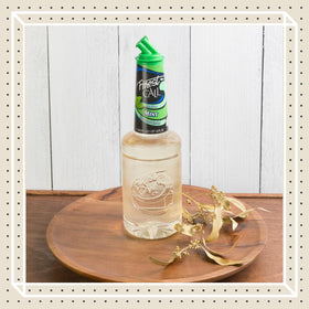 Finest Call Premium Mint Syrup pour-closure – bartender-friendly dispensing for precise pours.