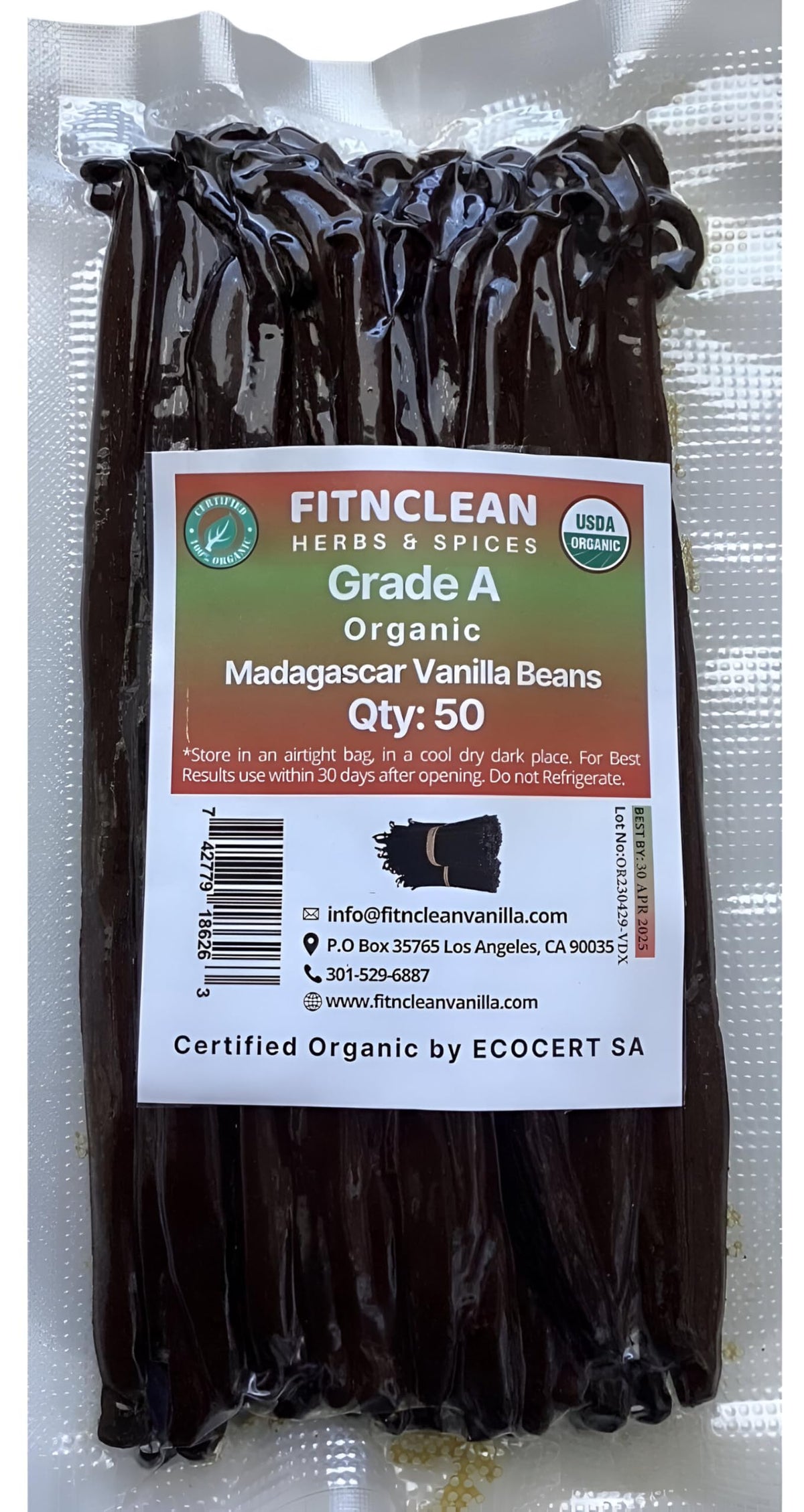 FITNCLEAN Madagascar vanilla beans with oily interiors deliver intense flavor.