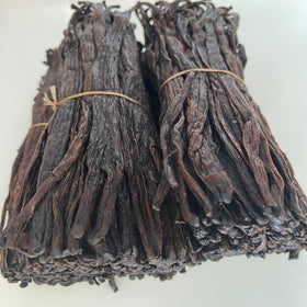 Fitnclean vanilla aroma close-up showing rich fragrance highlights.