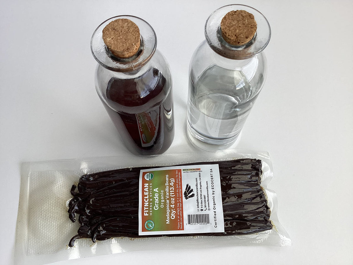 FITNCLEAN vanilla beans perfect for baking and dessert recipes.