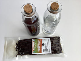 FITNCLEAN vanilla beans perfect for baking and dessert recipes.