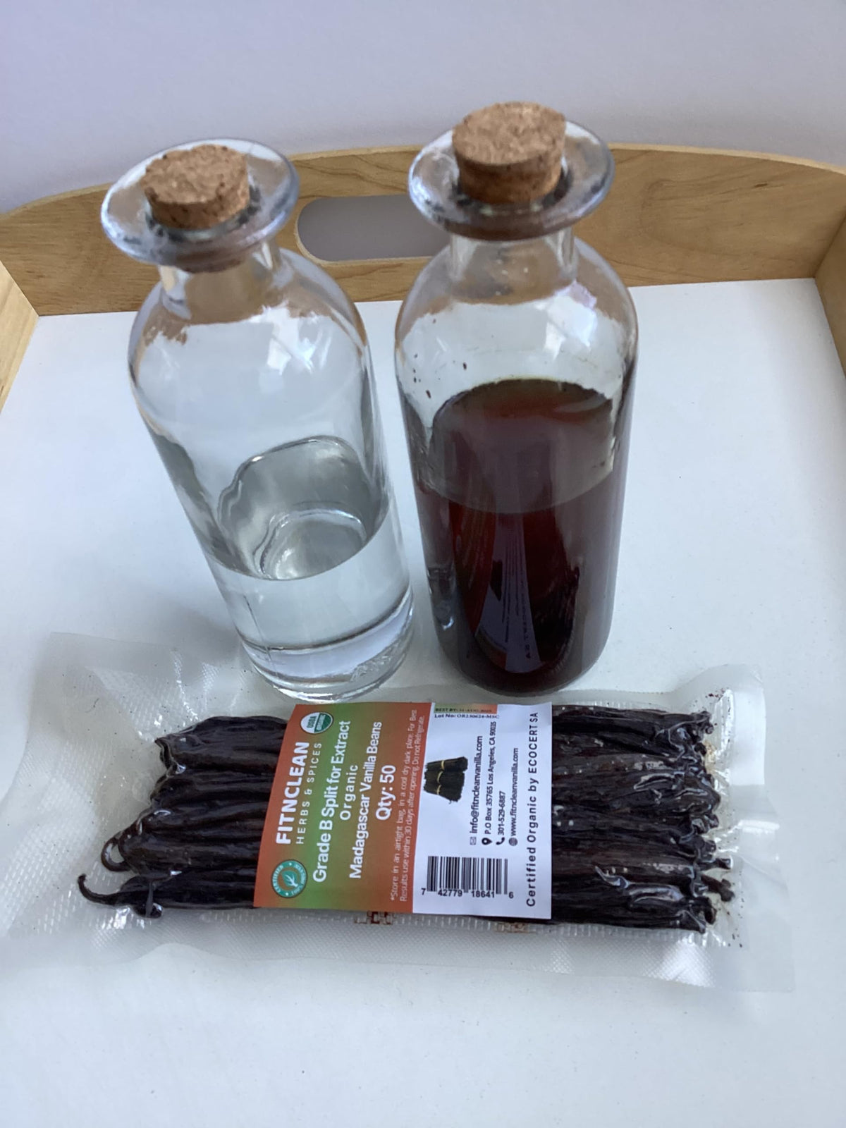 Fitnclean vanilla beans pack vacuum-sealed to preserve freshness.