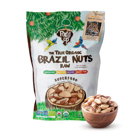 Floresta em Pé Brazil nuts packaging highlights organic harvest and snack-ready convenience.