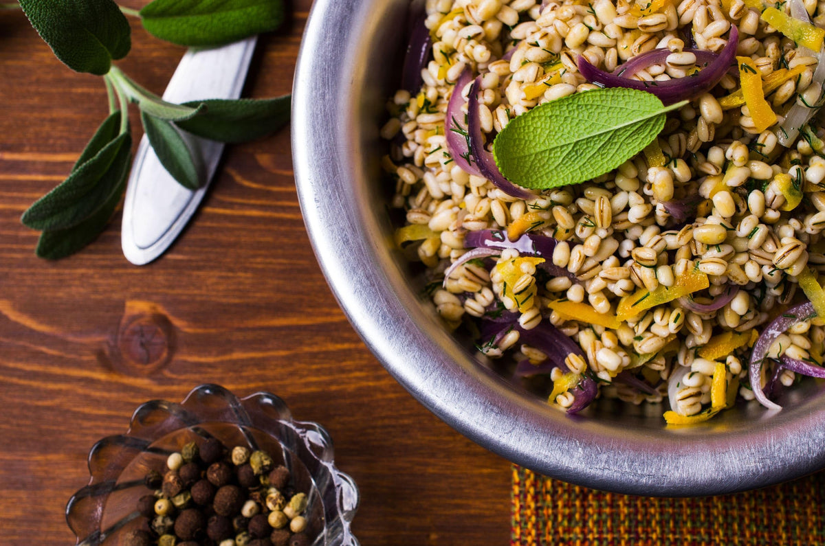 Food to Live Organic Pearl Barley packaging front showcases product