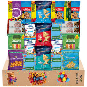 Foxy Fane 25ct snack box unboxing shows a diverse, gift-ready assortment.