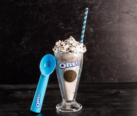 Frankford OREO cookies & cream gift set shown as a complete dessert kit