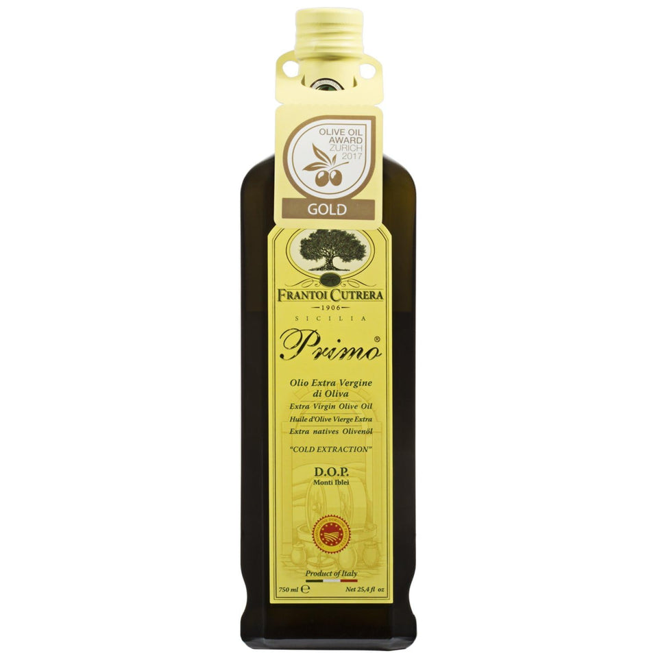 Frantoi Cutrera Primo bottle with green harvest label, ideal for finishing salads.